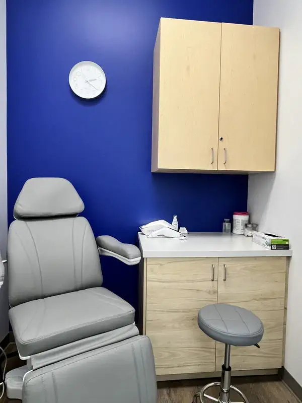 Private treatment room with Swift device at Footcare on Bay